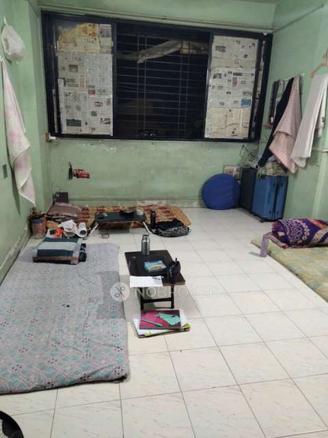 Single Room for Female In 2 BHK  In Kunal Complex In Shivajinagar