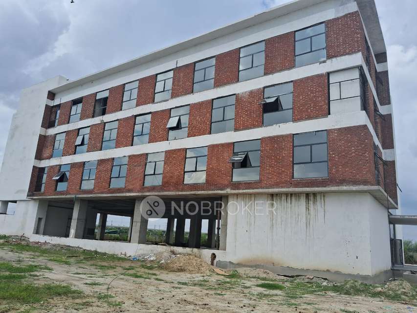 Industrial Building in Sector 145, Noida for Rent 