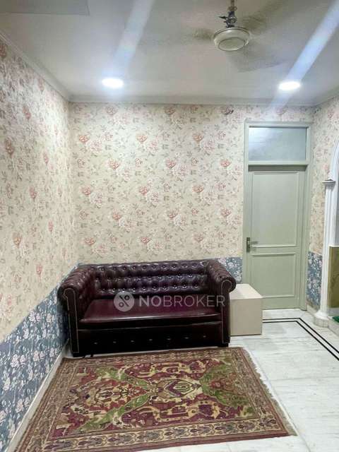 1 BHK Flat In Jangpura B, Jangpura for Rent  In Jangpura