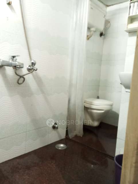 2 BHK Flat In Sheriar Baug For Sale  In Jj Hospital Road