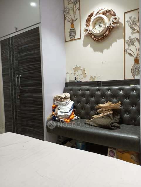 2 BHK Flat In Sheriar Baug For Sale  In Jj Hospital Road