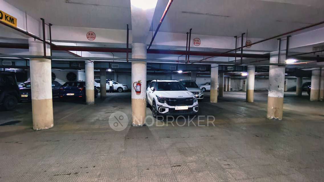 3 BHK Flat In Lodha Iris For Sale  In Majiwada