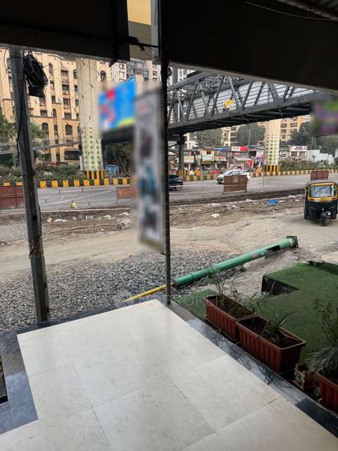 Shop in Thane West, Mumbai for Rent 