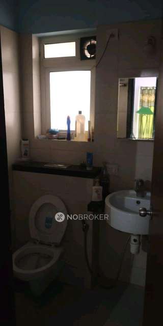 2 BHK Flat In Wadhwa Residency For Sale  In Ghatkopar West