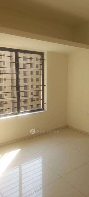 2 BHK Flat In Casagrand 1st City  For Sale  In Perumbakkam