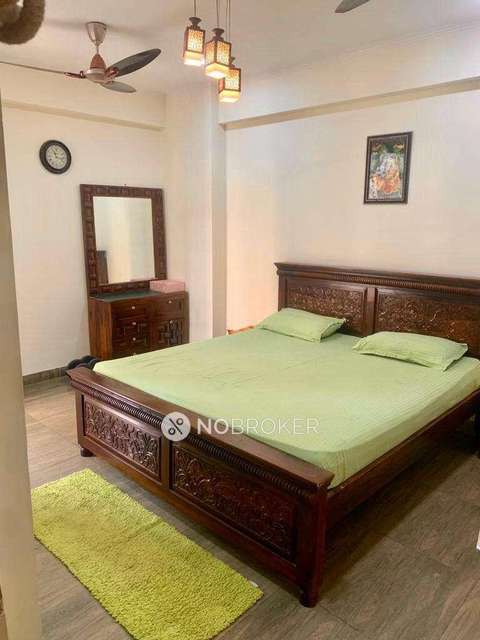 4 BHK Flat In Gur City 1 For Sale  In Sector 4