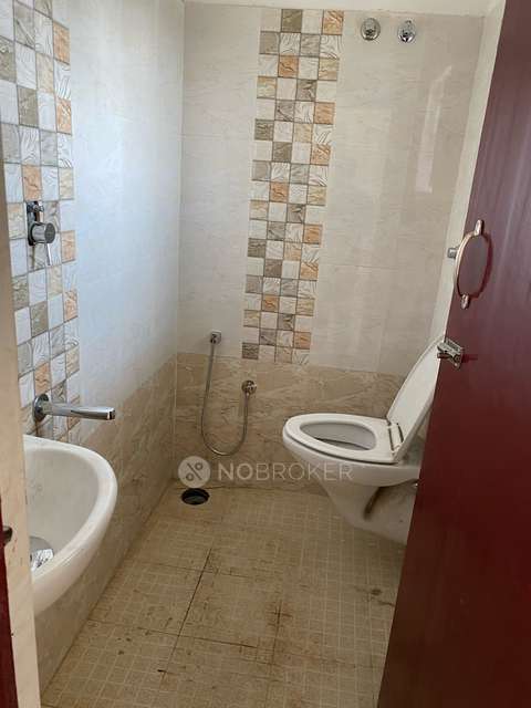 2 BHK Flat In Aalayam Villa For Sale  In Thandalam, Chennai