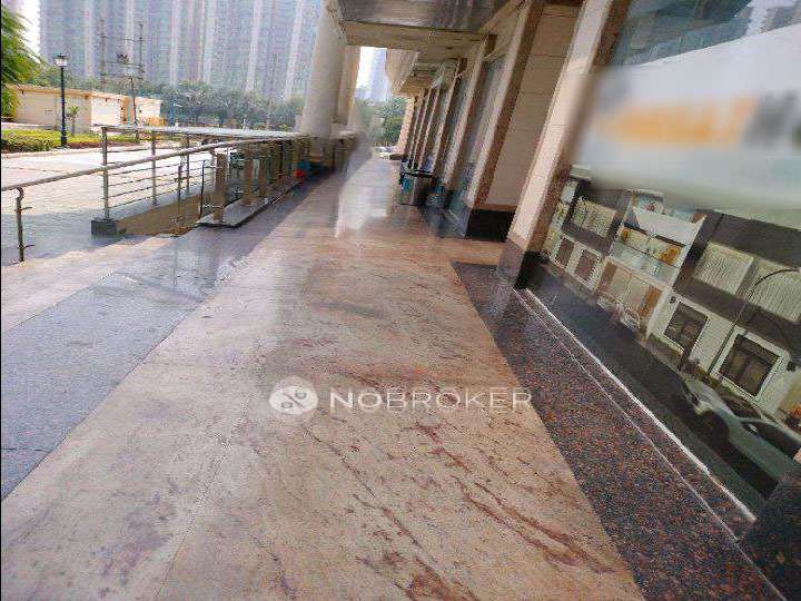 Shop in Sector 4, Noida for sale 