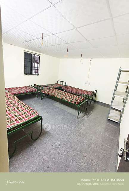 Commercial Property in Mudichur Junction, Mudichur, Tamil Nadu 600048, India, Chennai for Rent 