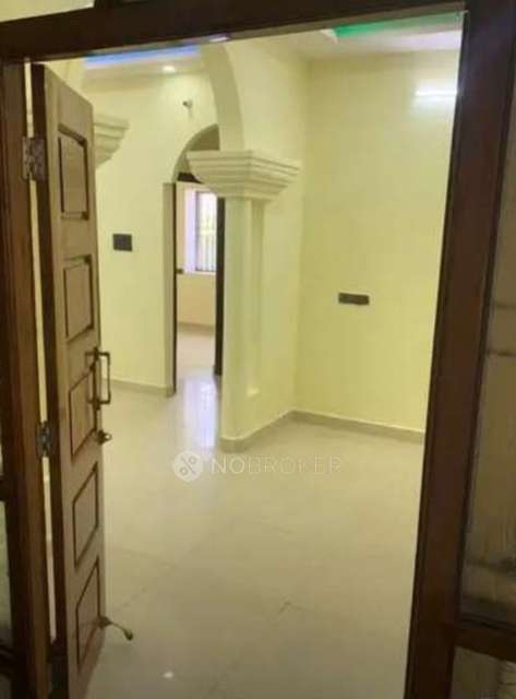 3 BHK Flat In Success Heights Apartment For Sale  In Narsingi