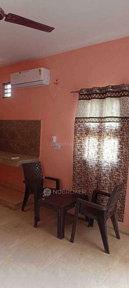 PG for Anyone in Imt Manesar