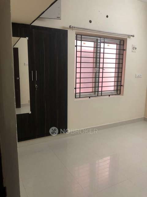 2 BHK Flat In Swetha Builders, Gerugambakkam For Sale  In Vgn Krona