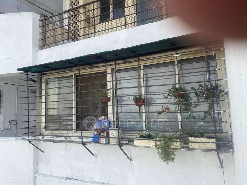 Antriksh Greens Apartment