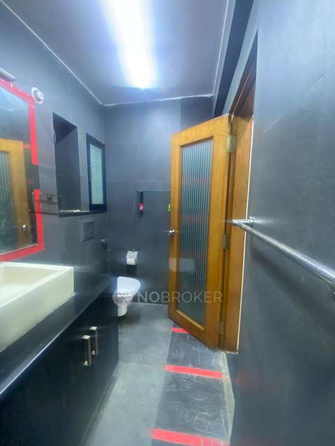 3 BHK Flat In Natasha Golf View Apartments For Sale  In Domlur