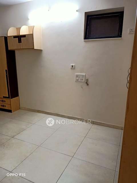 2 BHK Flat In Teakwood Chs For Sale  In Mulund West