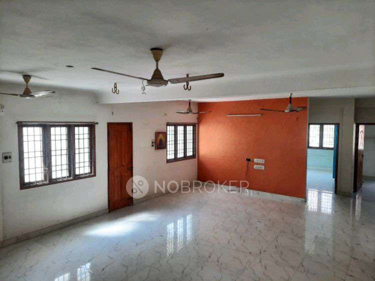 4+ BHK Flat In Vijaybalaji For Sale  In Sri Iyappa Nagar