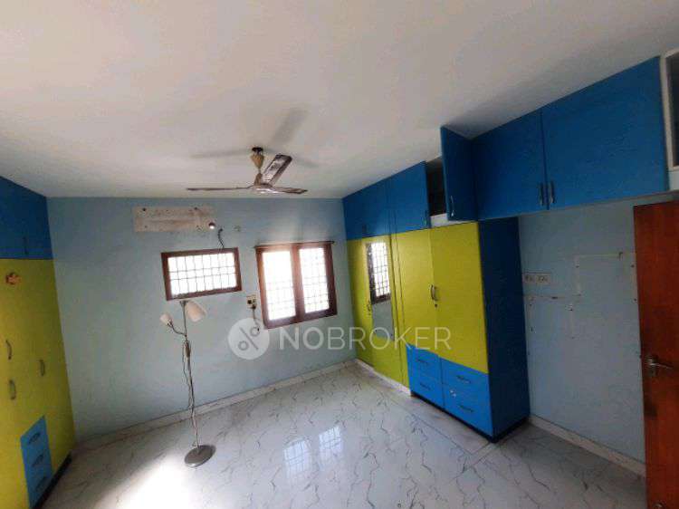 4+ BHK Flat In Vijaybalaji For Sale  In Sri Iyappa Nagar