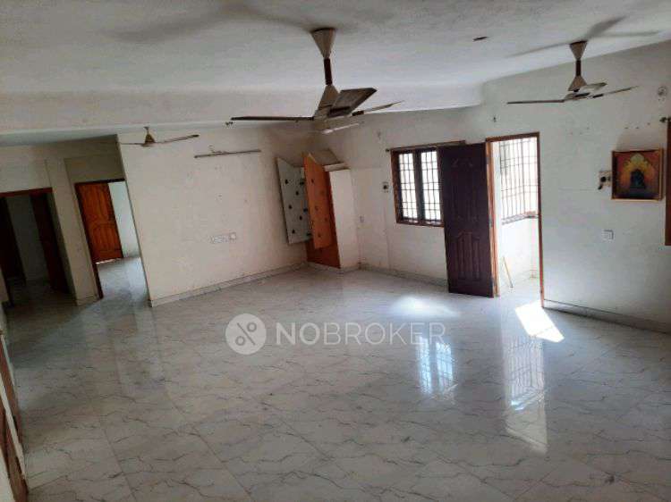 4+ BHK Flat In Vijaybalaji For Sale  In Sri Iyappa Nagar
