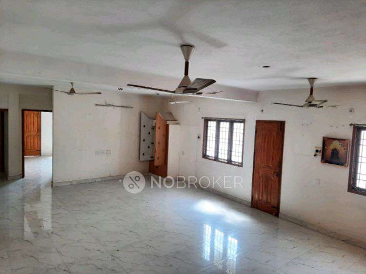 4+ BHK Flat In Vijaybalaji For Sale  In Sri Iyappa Nagar