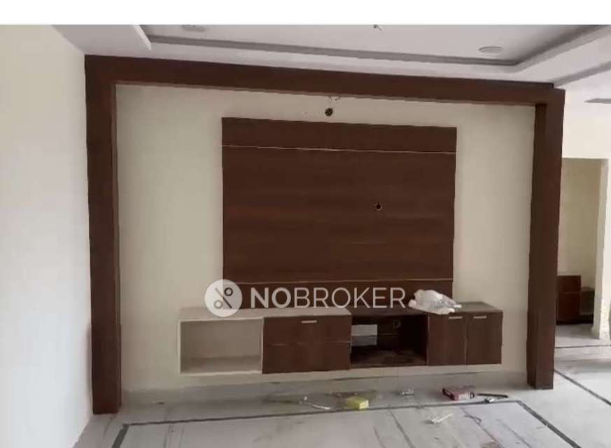 2 BHK Flat In Gayathri Elite Meadows For Sale  In Narsingi