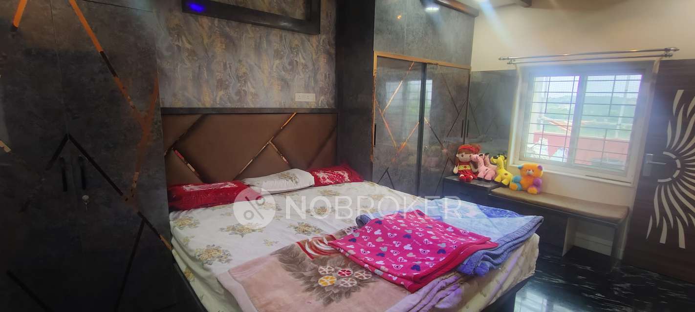 4+ BHK Villa In Srilakshmi Ganapathi Nilayam For Sale  In Gajularamaram