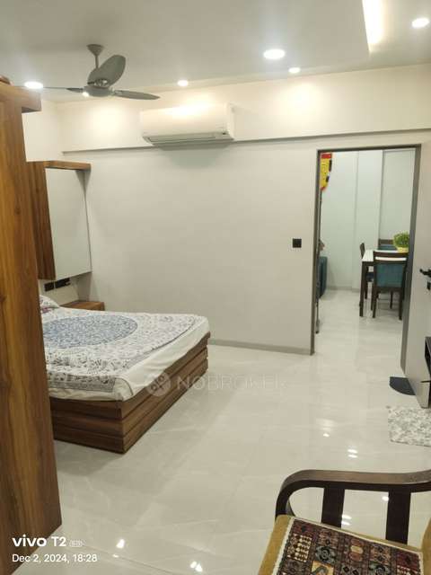 1 BHK Flat In Mazagon Dock Officers Chs For Sale  In Ghatkopar West