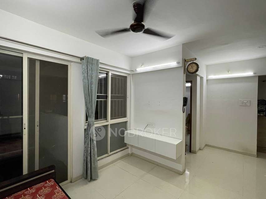 1 BHK Flat In Tinsel County Co-operative Housing Society for Rent  In Hinjewadi Phase Iii