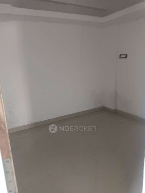 1 BHK Flat In  Swami Wishw Building For Sale  In Thergaon