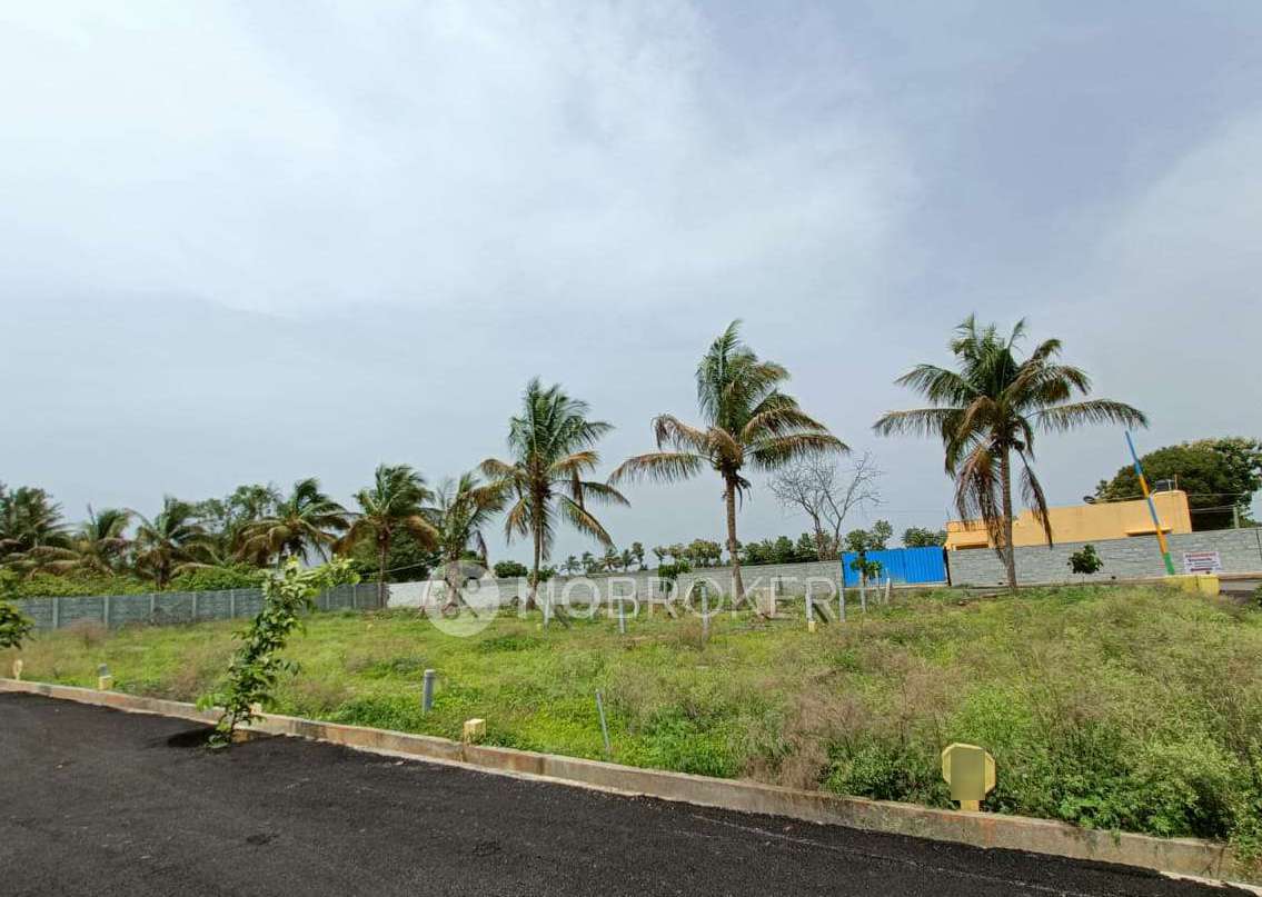 Plot For Sale  In Beverly Garden  In Duravani Nagar