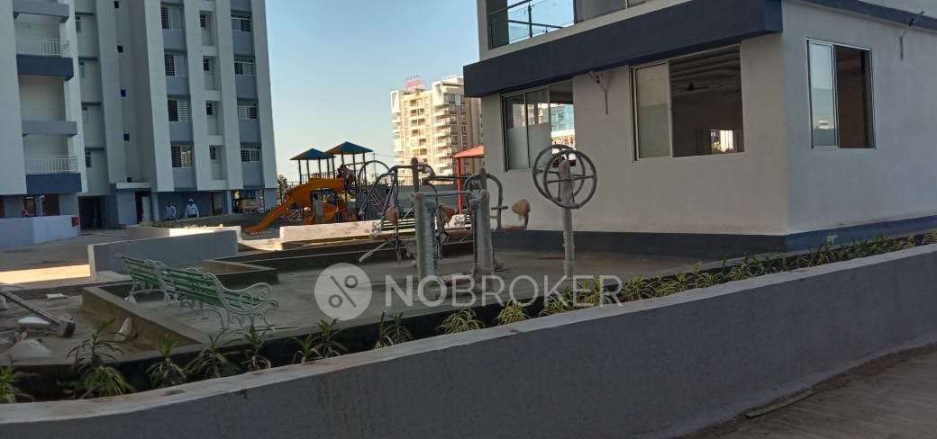 2 BHK Flat In Vardhaman Moonstone for Rent  In Tathwade