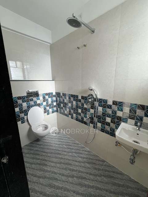 2 BHK Flat In Vardhaman Moonstone for Rent  In Tathwade