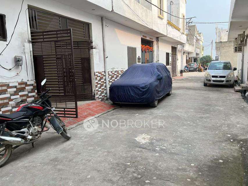 2 BHK House For Sale  In Sadullapur