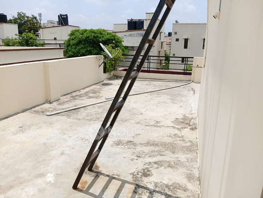 4 BHK Flat In Hi-rise Kvr Paradise For Sale  In Bachupally