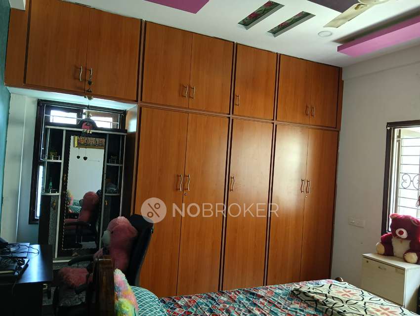 4 BHK Flat In Hi-rise Kvr Paradise For Sale  In Bachupally