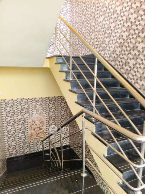 PG for Girls in Potheri