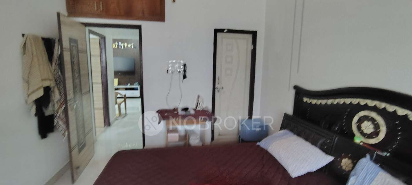 4+ BHK House For Sale  In Bolarum