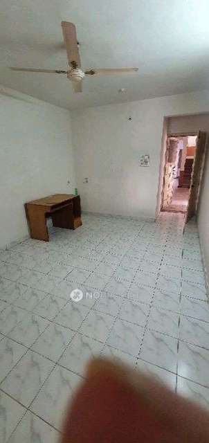 2 BHK Flat In Suvarna Yug Housing Society for Rent  In Aundh