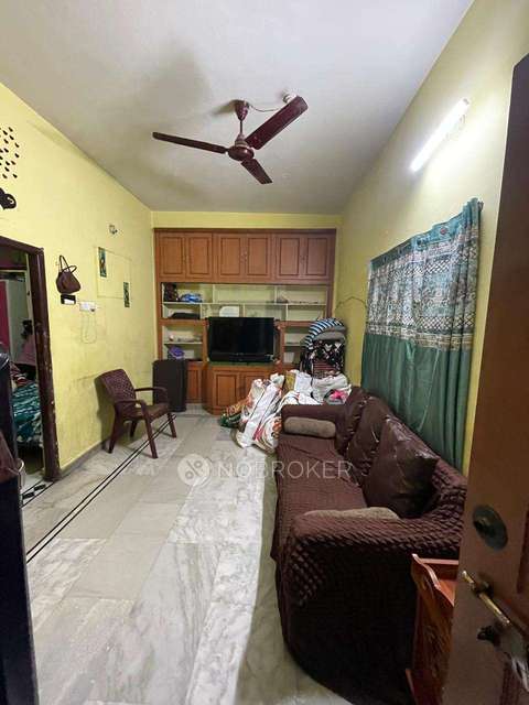 1 BHK Flat for Rent  In Moosapet