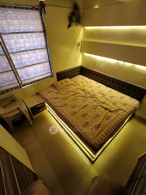 1 BHK Flat In Neo Pearl For Sale  In Nanubhai Desai Road