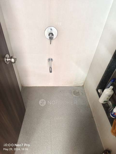 1 BHK Flat In Crown Viva Chs Ltd For Sale  In Thane West