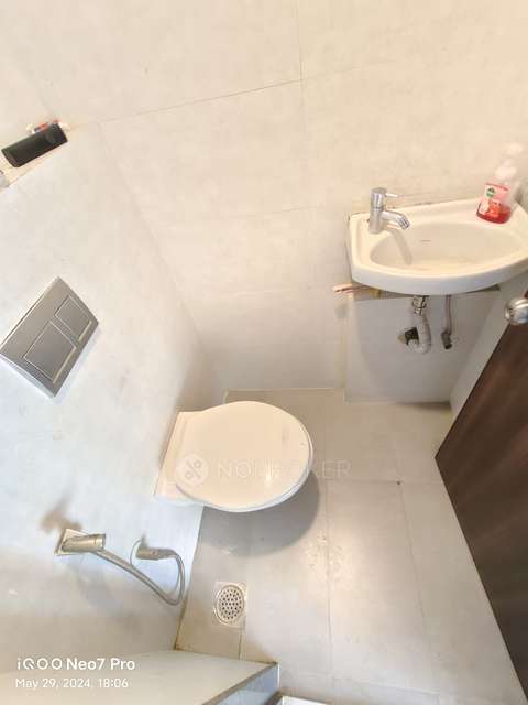 1 BHK Flat In Crown Viva Chs Ltd For Sale  In Thane West