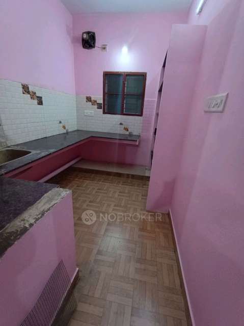 2 BHK Flat In Repute Owe For Sale  In Annanur Railwaycross