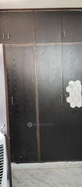 1 BHK Flat In Jain&#39;s For Sale  In Rajapuri,gali No.5