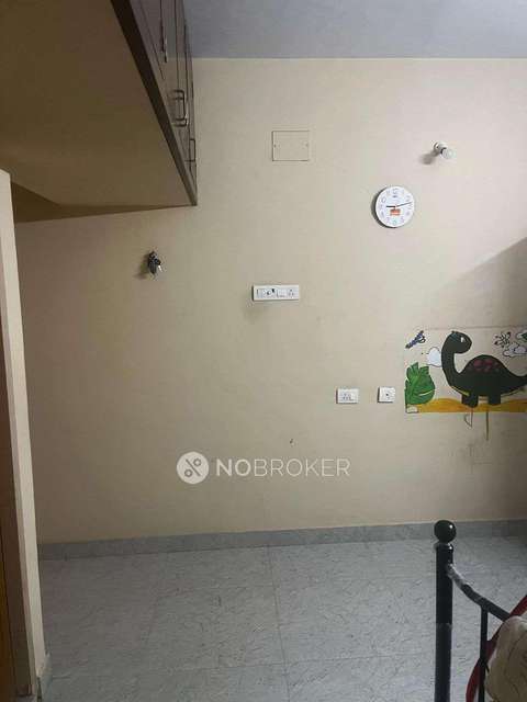 2 BHK Flat In Guru Vishnu, Madipakkam For Sale  In Madipakkam