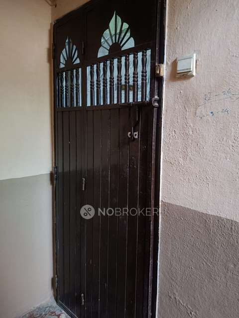 1 RK Flat In Gandeep Socety For Sale  In Kharegaon