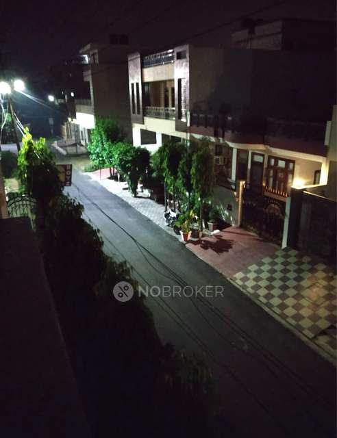 PG for Boys in Govindpuram