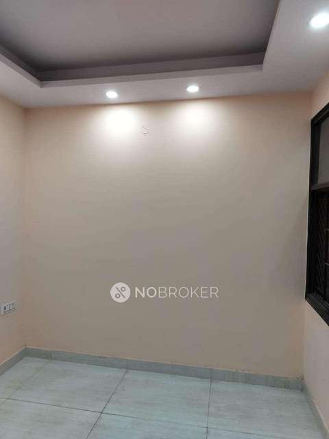 3 BHK Flat For Sale  In Shahdara