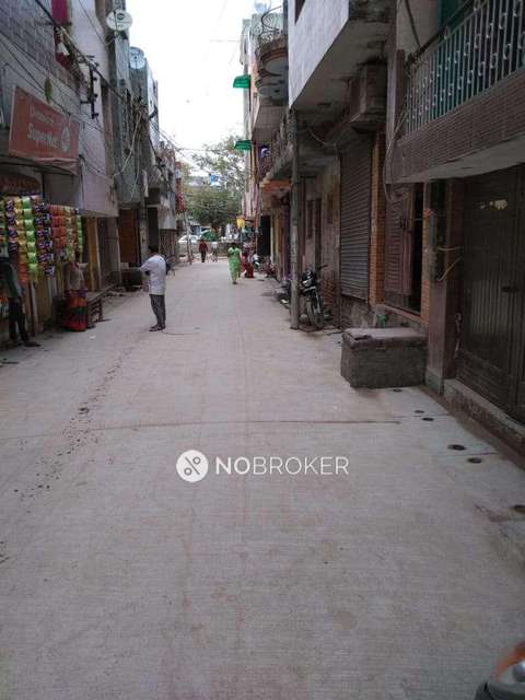 2 BHK Flat In Ganeshan Vila For Sale  In  Mahavir Enclave