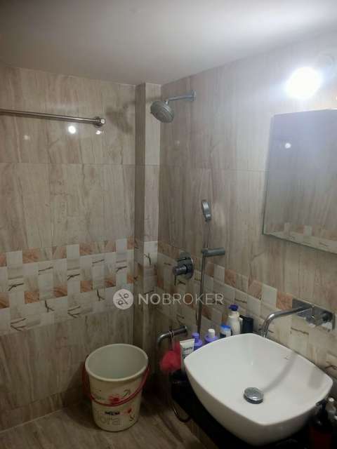 2 BHK Flat In Meenakshi Housing Society, Kalina For Sale  In Kalina