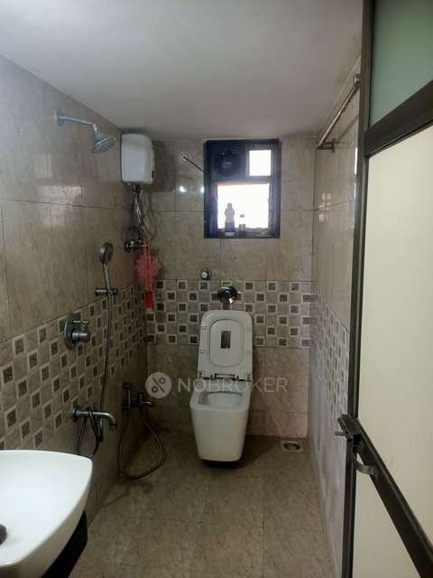 2 BHK Flat In Meenakshi Housing Society, Kalina For Sale  In Kalina